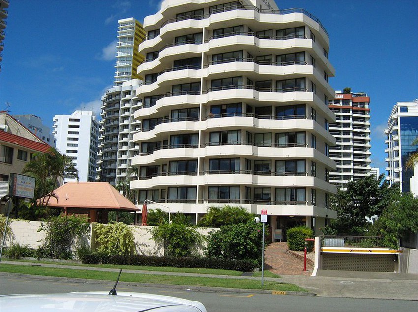 Hotel Barbados Holiday Apartments | Broadbeach | Queensland | Australia 1