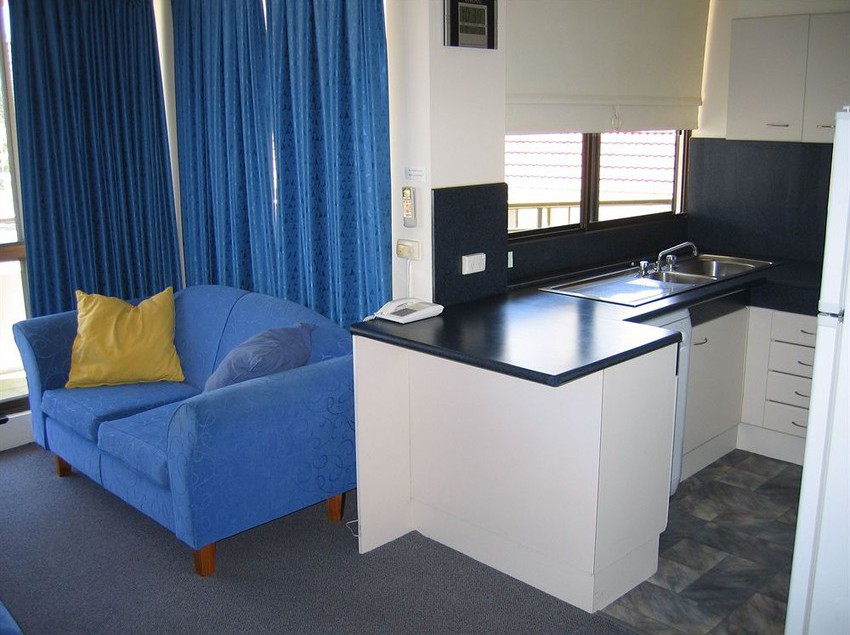 Hotel Barbados Holiday Apartments | Broadbeach | Queensland | Australia 2