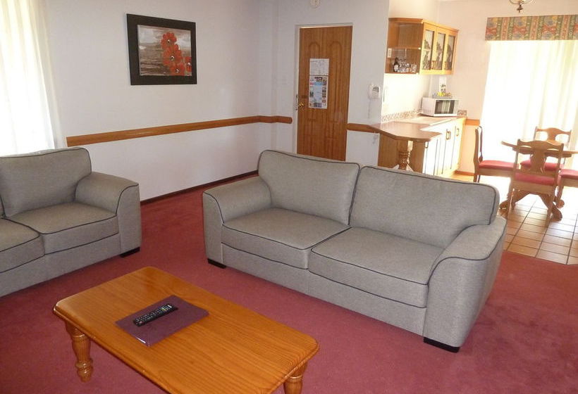 Mcnevins Warwick Motel | Warwick | Queensland | Australia 15