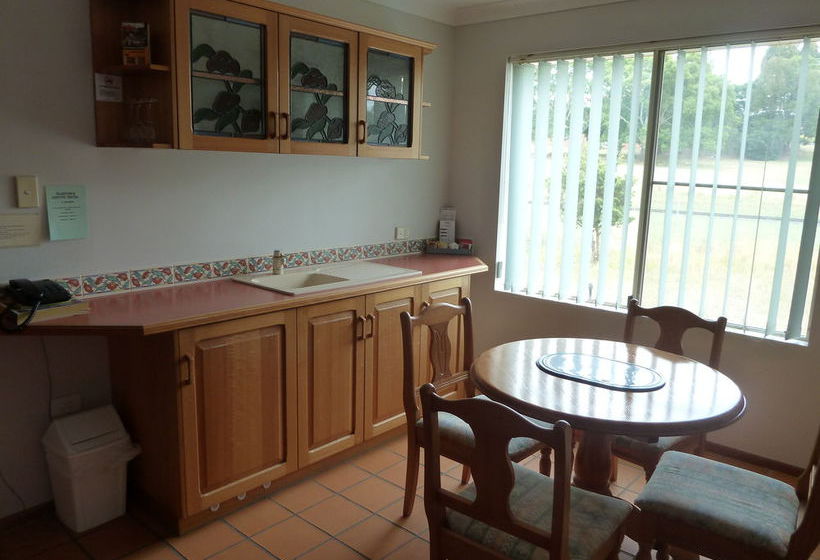 Mcnevins Warwick Motel | Warwick | Queensland | Australia 20