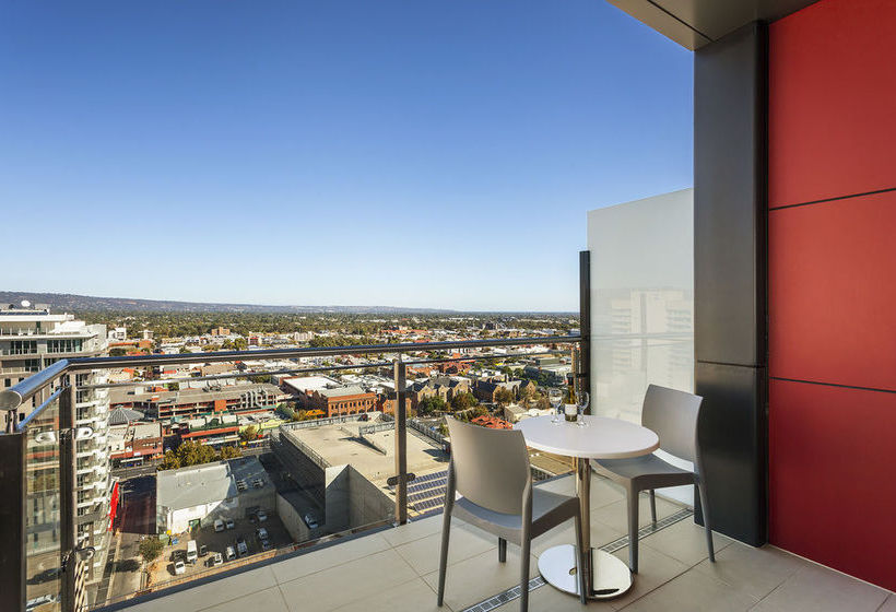 Hotel Quest On Franklin | Adelaide | South Australia | Australia 8