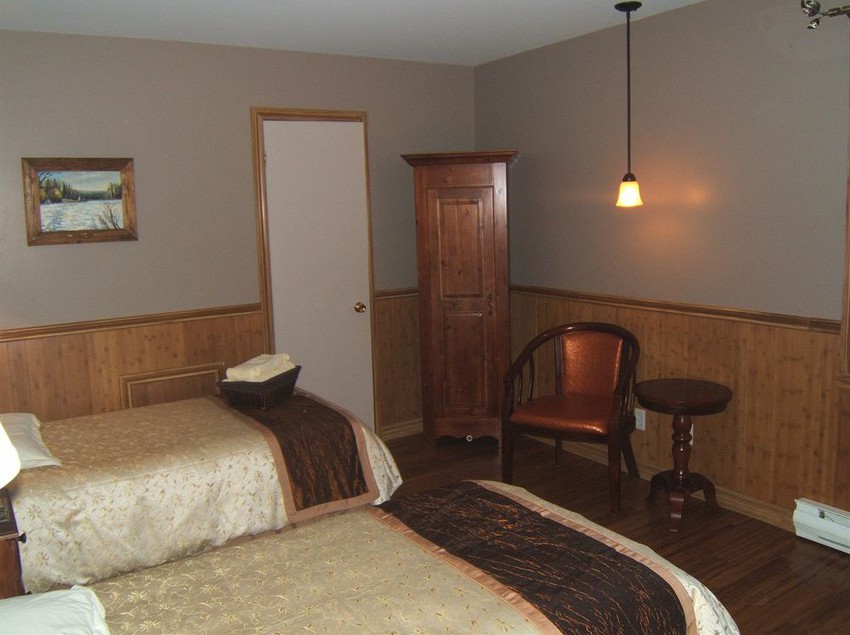 Hotel Villegiature Matawinie | Saint Michel des Saints | Quebec | Canada 17