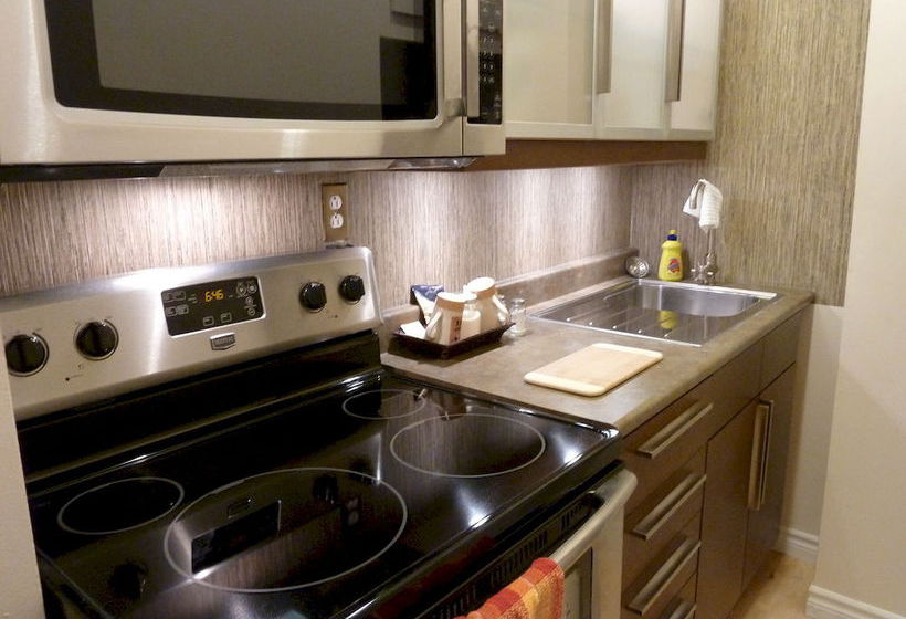 University Bed And Breakfast | Montreal | Quebec | Canada 11