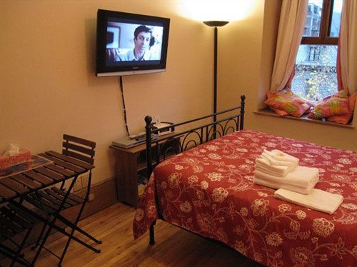 University Bed And Breakfast | Montreal | Quebec | Canada 17