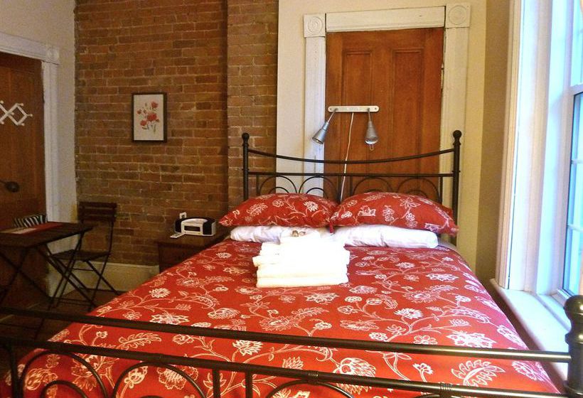University Bed And Breakfast | Montreal | Quebec | Canada 4