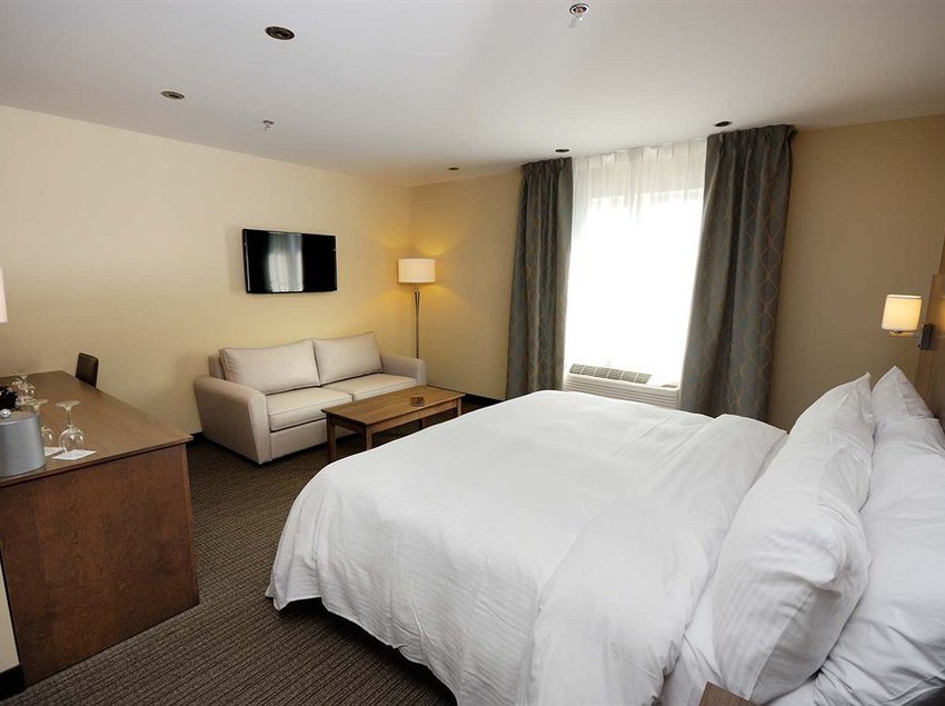 Imperia Hotel & Suites Terrebonne | Terrebonne | Quebec | Canada 13