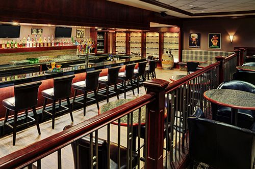 Hotel Chateau Nova Edmonton Yellowhead