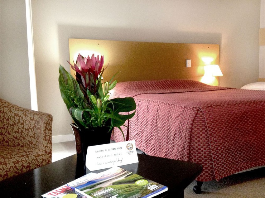 Hotel Customs House Waterfront Tasmania