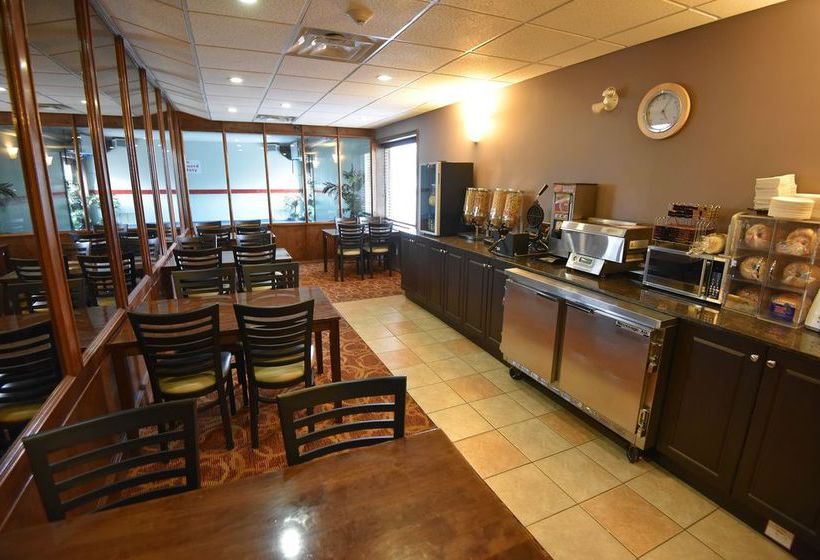 Motel Travelodge Meadow Lake | Meadow Lake | Saskatchewan | Canada 1