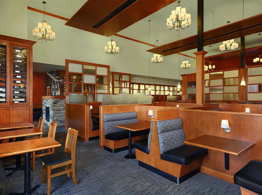 Hotel Four Points By Sheraton Edmonton Gateway | Edmonton | Alberta | Canada 2