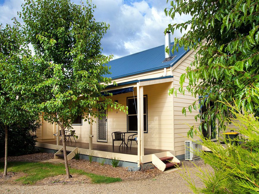 Alpine Valley Cottages | Bright | Victoria | Australia 1