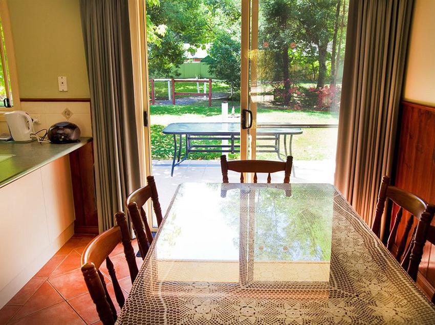 Alpine Valley Cottages | Bright | Victoria | Australia 3