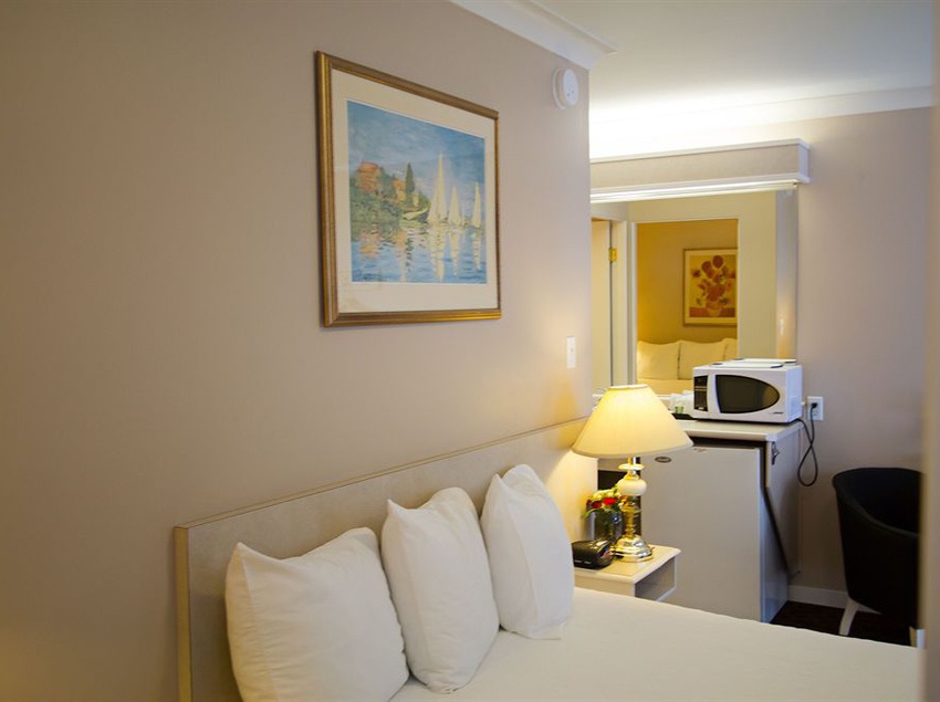 Glenwood Motel | Trail | British Columbia | Canada 18