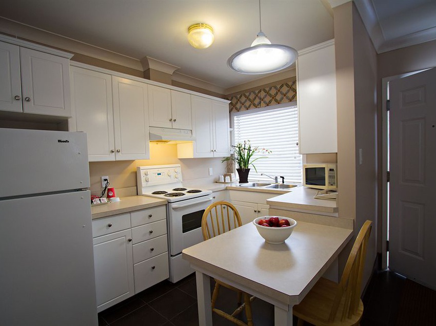 Glenwood Motel | Trail | British Columbia | Canada 19