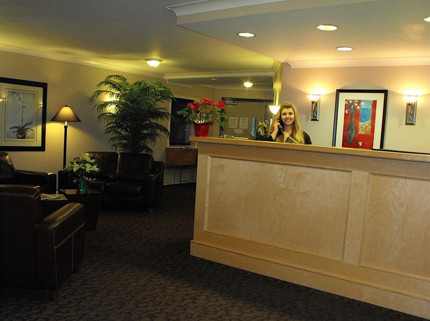 Glenwood Motel | Trail | British Columbia | Canada 3