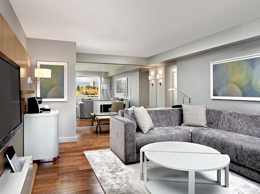 Hotel The James | Saskatoon | Saskatchewan | Canada 5