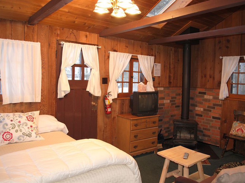 Rundle Ridge Chalets | Harvie Heights | Alberta | Canada 10