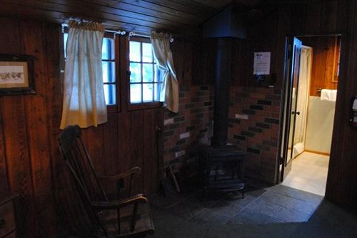 Rundle Ridge Chalets | Harvie Heights | Alberta | Canada 19