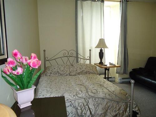 Hotel Bon Accueil Montreal | Montreal | Quebec | Canada 5