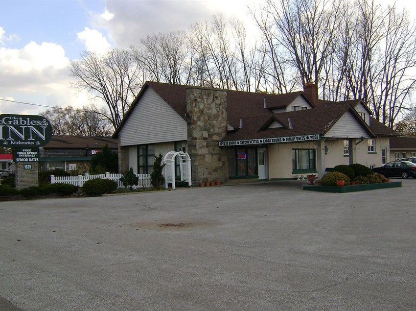 Hotel The Gables Inn Ontario