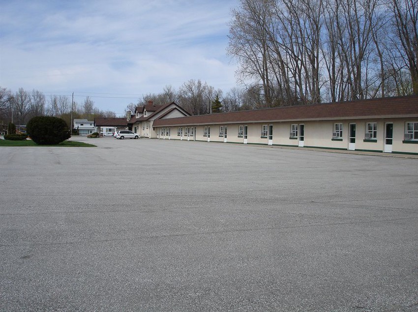 Hotel The Gables Inn | Sarnia | Ontario | Canada 1