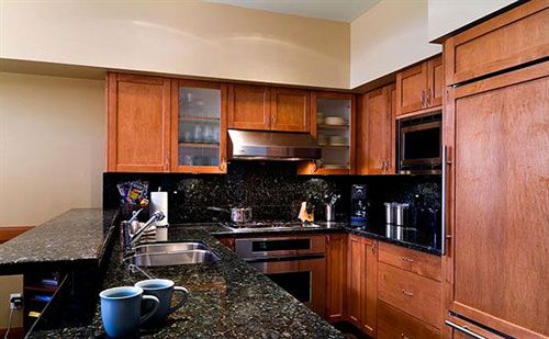 Hotel Our Whistler Retreat - Montebello | Whistler | British Columbia | Canada 12