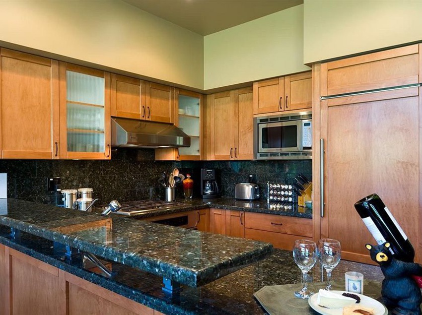 Hotel Our Whistler Retreat - Montebello | Whistler | British Columbia | Canada 2