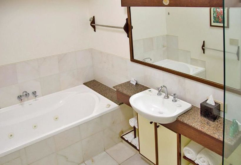 Beach Hotel Resort | Byron Bay | New South Wales | Australia 13