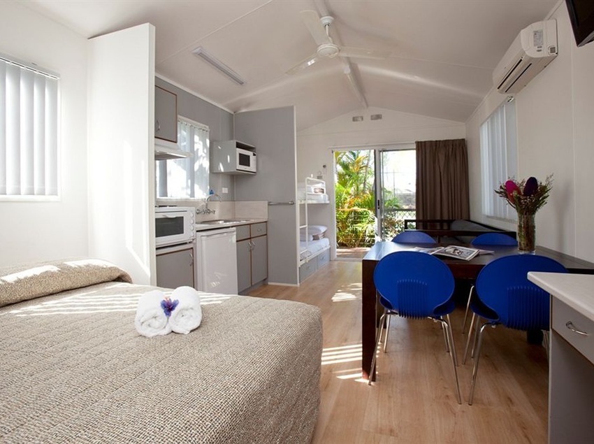 Hotel Treasure Island Holiday Park | Biggera Waters | Queensland | Australia 4