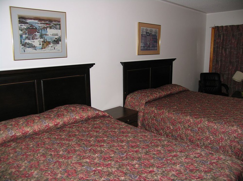 Seven Oakes Motel | Kingston | Ontario | Canada 12