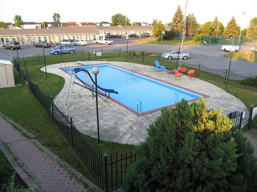 Seven Oakes Motel | Kingston | Ontario | Canada 13