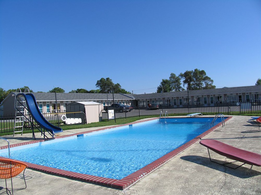 Seven Oakes Motel | Kingston | Ontario | Canada 14