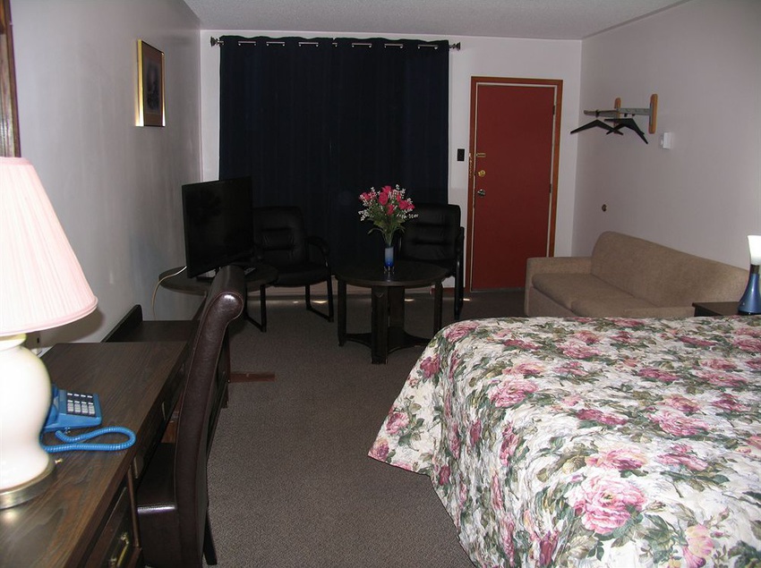 Seven Oakes Motel | Kingston | Ontario | Canada 6