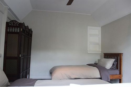 Hotel Five 3 Five Beachside Barracks | Hervey Bay | Queensland | Australia 6