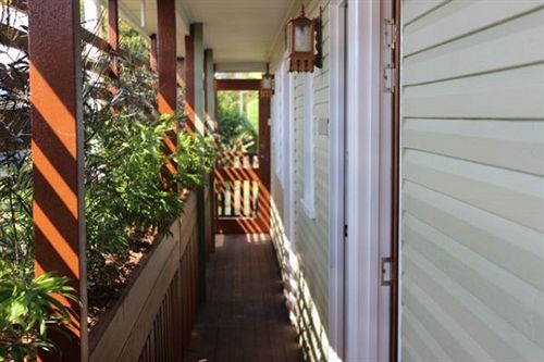 Hotel Five 3 Five Beachside Barracks | Hervey Bay | Queensland | Australia 8