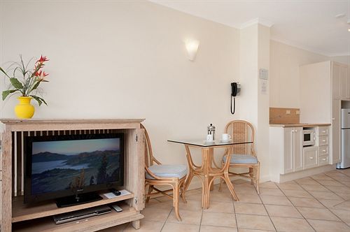 Macrossan House Boutique Holiday Apartments | Port Douglas | Queensland | Australia 9