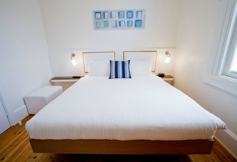 Seawall Apartments Australia Meridional