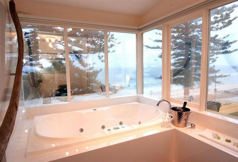 Seawall Apartments | Glenelg | South Australia | Australia 7