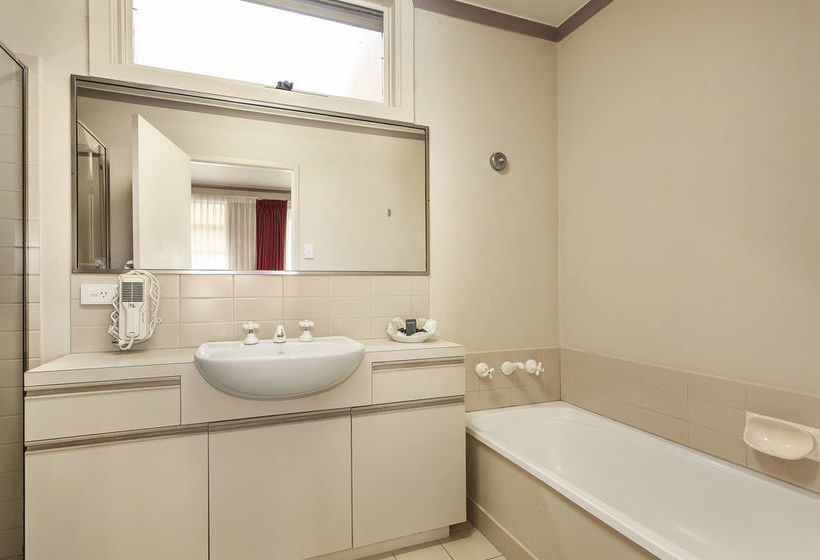 Hotel Carlton Clocktower Apartments | Melbourne | Victoria | Australia 3