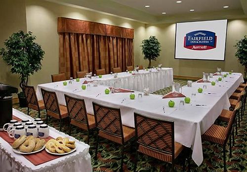 Hotel Fairfield Inn And Suites By Marriott Guelph | Guelph | Ontario | Canada 13