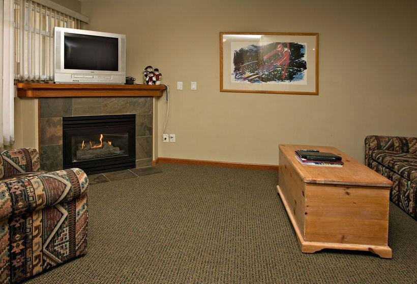 Hotel Stoney Creek Lagoons | Whistler | British Columbia | Canada 3