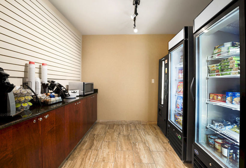 Hotel Ramada Edson | Edson | Alberta | Canada 16