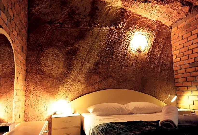 The Lookout Cave Underground Motel | Coober Pedy | South Australia | Australia 18