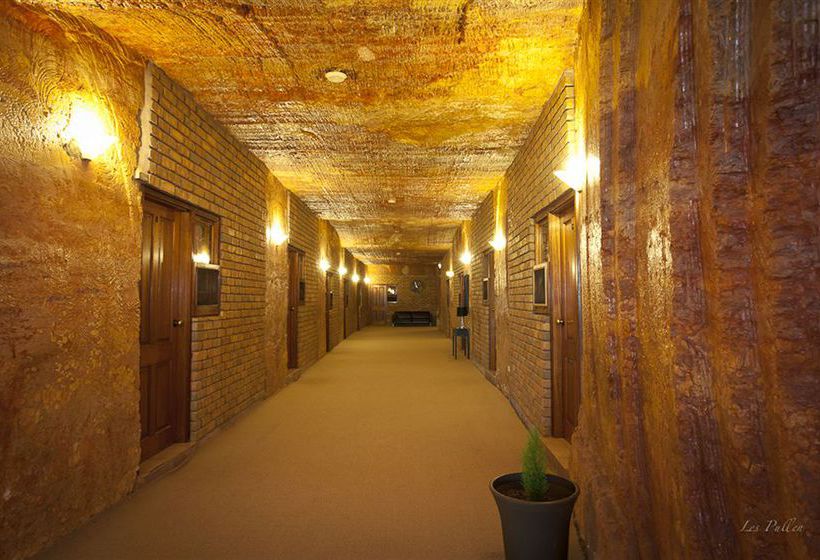 The Lookout Cave Underground Motel | Coober Pedy | South Australia | Australia 3