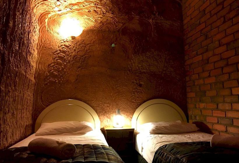 The Lookout Cave Underground Motel | Coober Pedy | South Australia | Australia 8