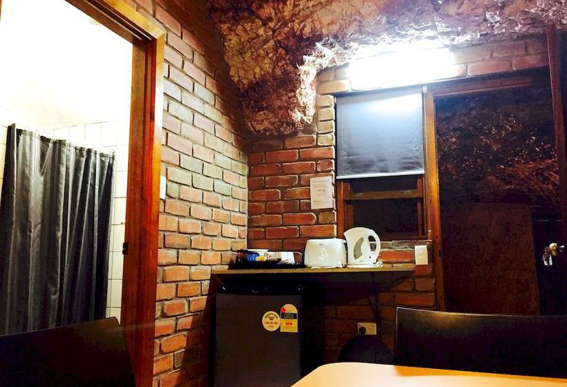 The Lookout Cave Underground Motel | Coober Pedy | South Australia | Australia 9
