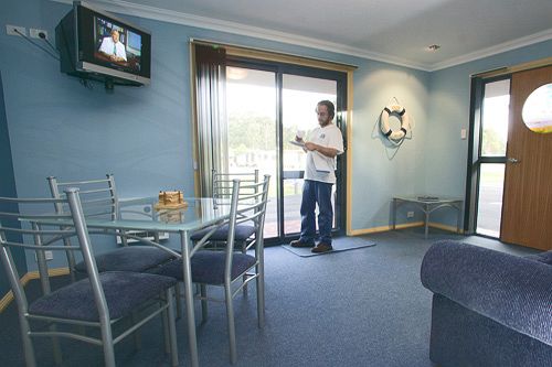 Strahan Bungalows | Strahan | Tasmania | Australia 20