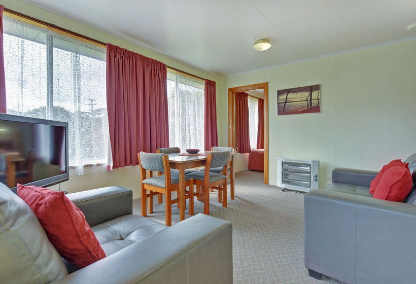 Sharonlee Strahan Villas | Strahan | Tasmania | Australia 5