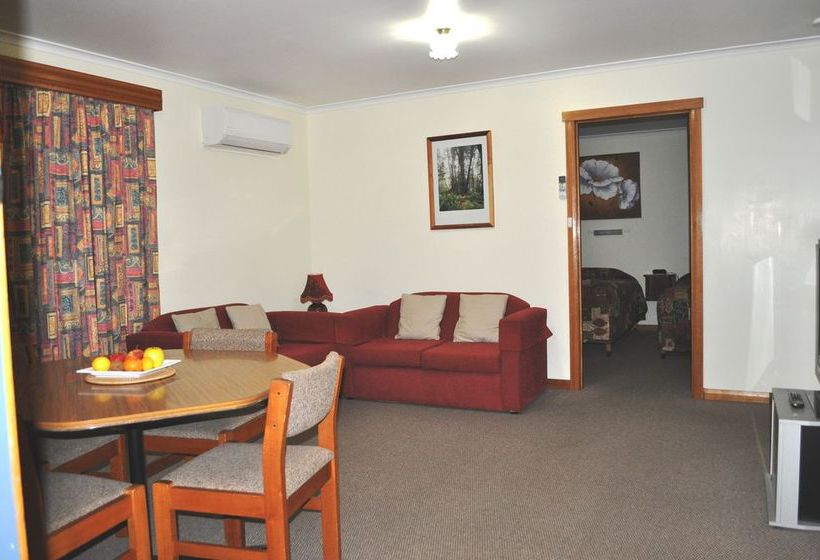 Sharonlee Strahan Villas | Strahan | Tasmania | Australia 8