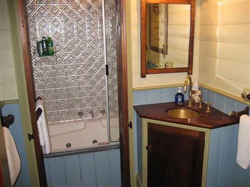 Hotel Corinda's Cottages | Hobart | Tasmania | Australia 6